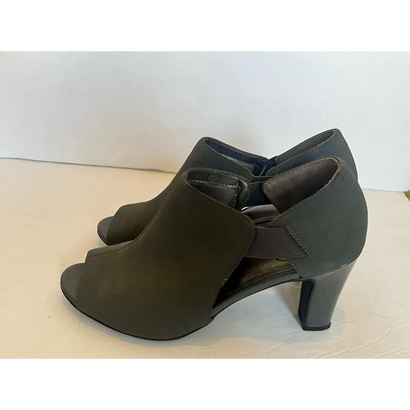 Life Stride Open Toe and Side Bootie Heel Size 8 M - Picture 4 of 7
